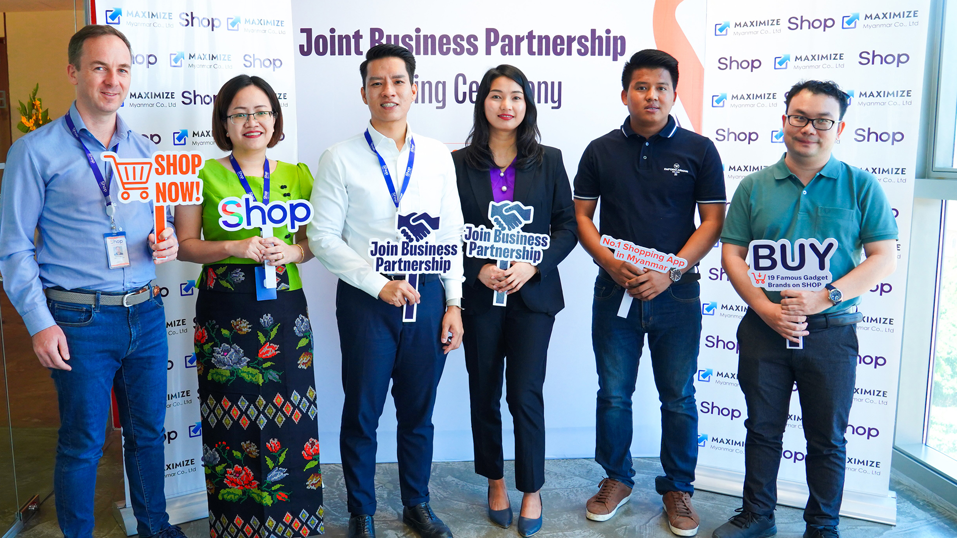 Agreement Signing Ceremony of Shop MM and Maximize Myanmar as Joint